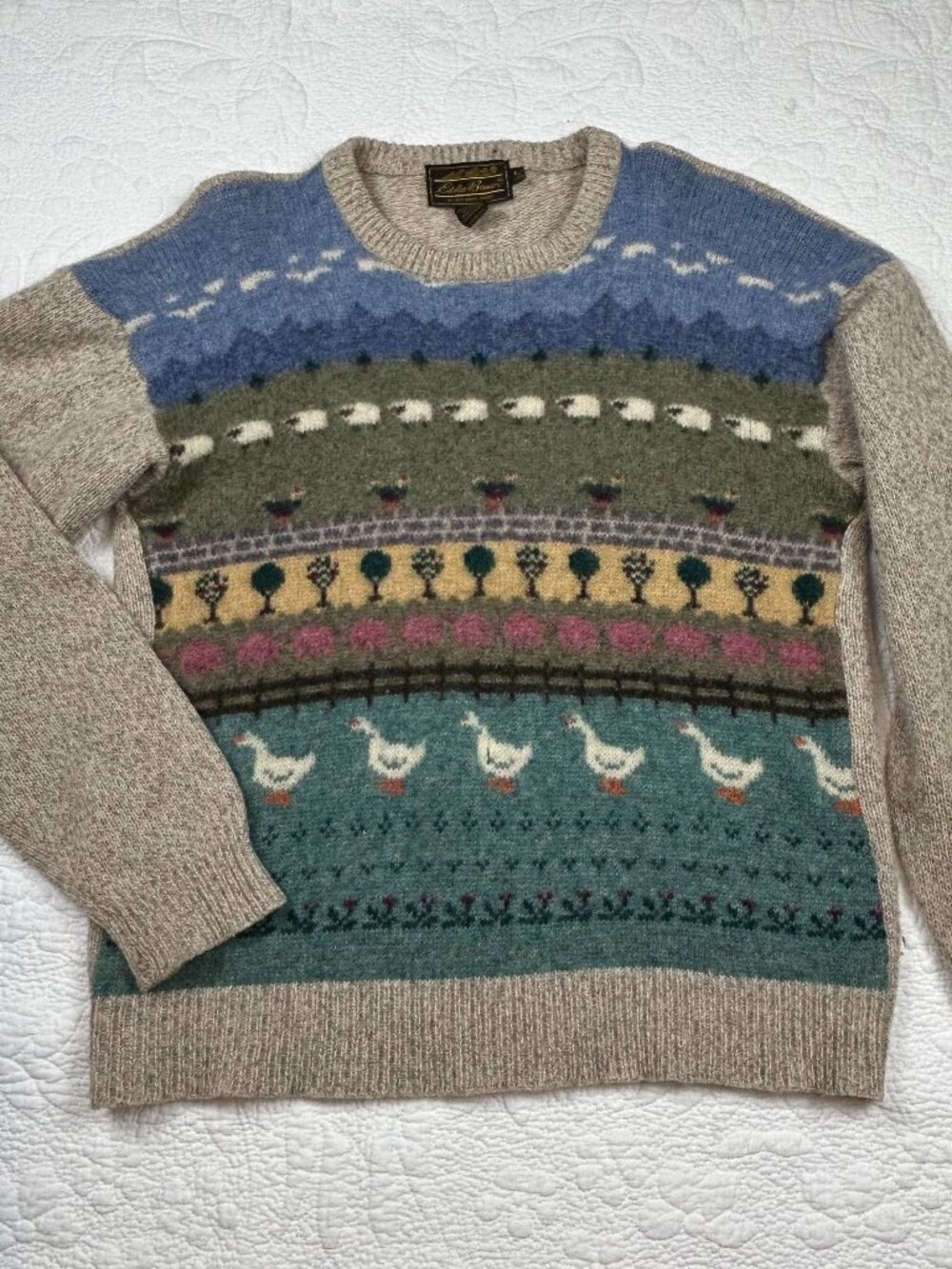 Eddie Bauer | Vintage 90’s Farm Animals Women’s Wool Sweater Sheep Ducks, size L